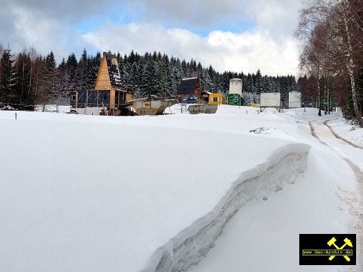 Tagesbruchsanierung nahe der Baeckerei Pilz, Steinbach, Johanngeorgenstadt, Erzgebirge, Sachsen 22.02.2022 (5).jpg